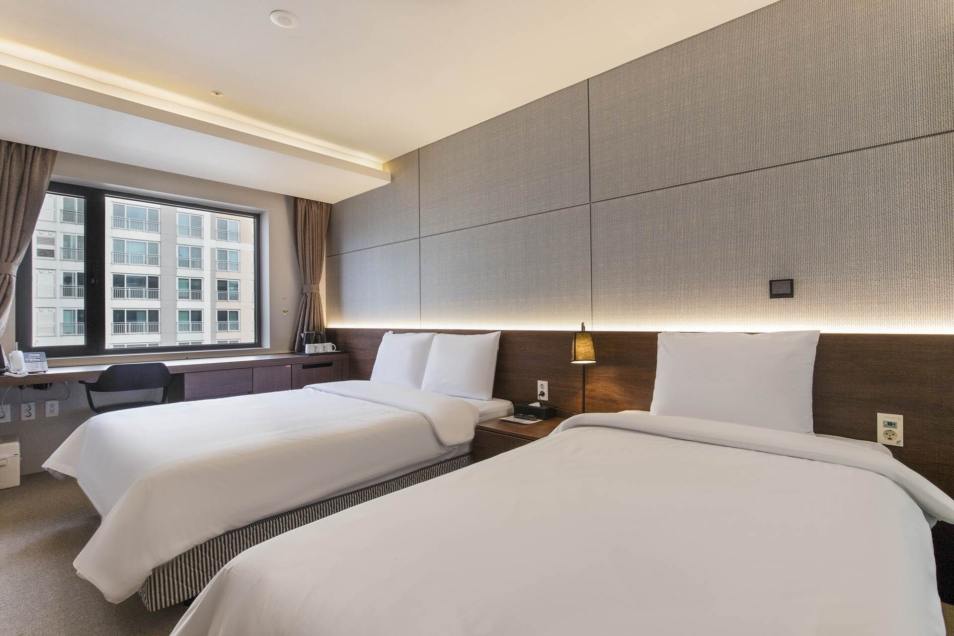 디럭스 트리플룸, 시내 전망 | 책상, 노트북 작업 공간, 무료 WiFi