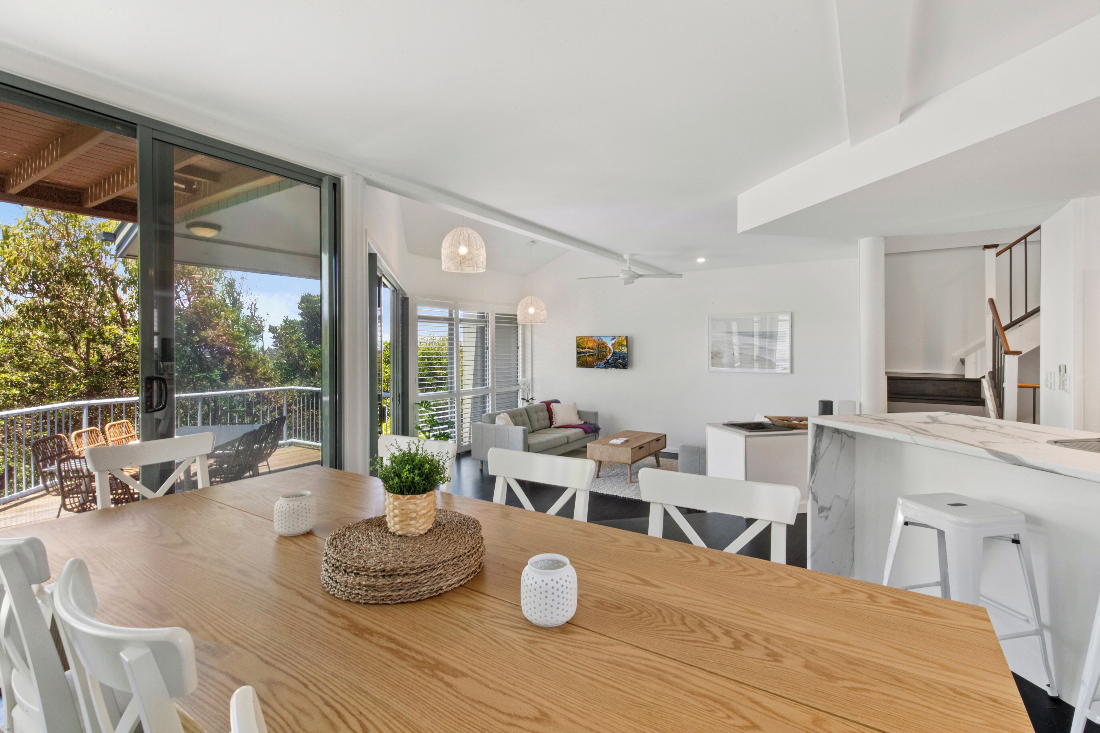 Family House, Balcony, Ocean View | Dining room