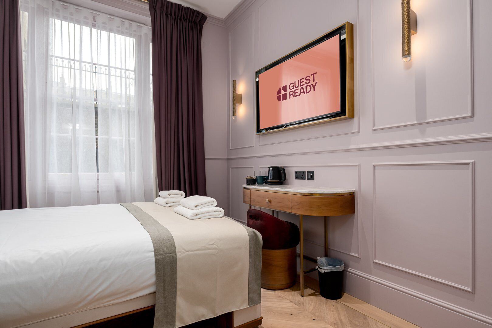 1 bedroom, desk, internet, bed sheets