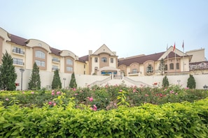 Garden - Legend Valley Hotel Ha Nam (Kim Bang)