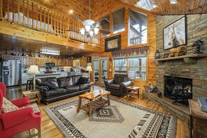 Smart TV, fireplace, stereo