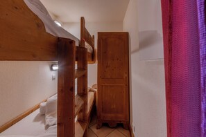 2 habitaciones y ropa de cama 