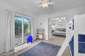 4 Schlafzimmer, Bügeleisen/Bügelbrett, kostenloses WLAN, Bettwäsche