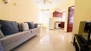 Appartement, 1 slaapkamer, roken, balkon | Woonkamer