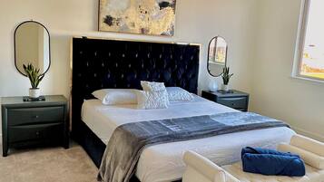 5 bedrooms, desk, iron/ironing board, WiFi