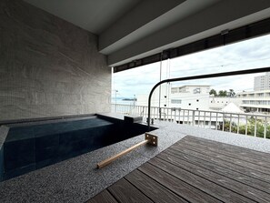 1 dormitorio, caja fuerte, wifi gratis y ropa de cama