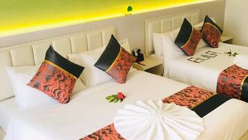 Deluxe Room, Balcony, River View | Premium bedding, minibar, in-room safe, individually decorated