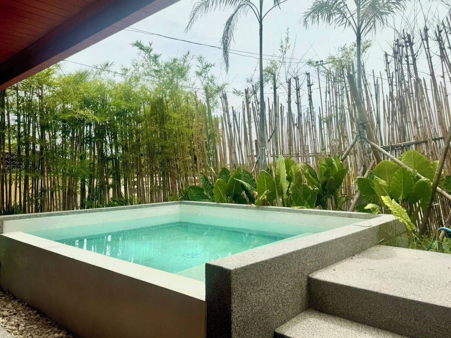 Container House | โต๊ะทำงาน, Wi-Fi ฟรี, ผ้าปูที่นอน
