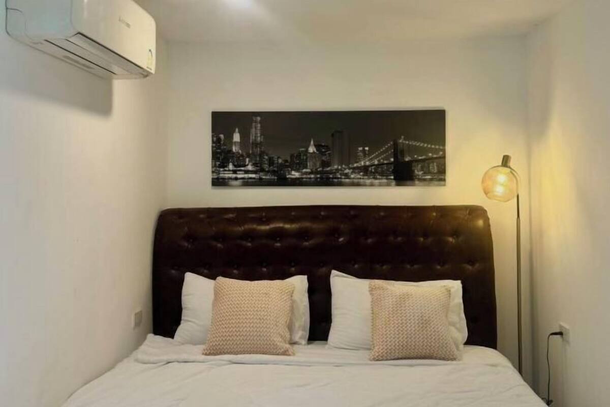 1 slaapkamer, een bureau, gratis wifi, beddengoed