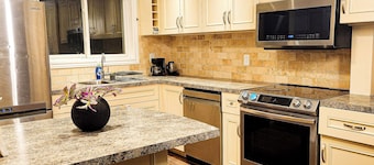 Cute and Cozy home in Brampton. Central Location at Affordable Prices