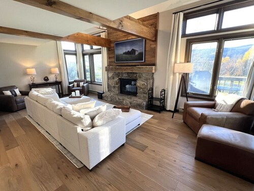 Spyglass village- Golf & Ski