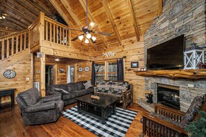 Smart-TV, peis, videospill og fotballspill