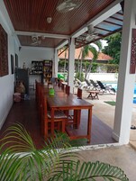 Desayuno continental incluido todos los días 