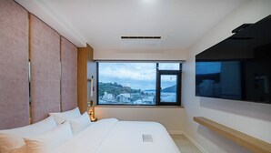 Main Building - Ocean Deluxe Queen