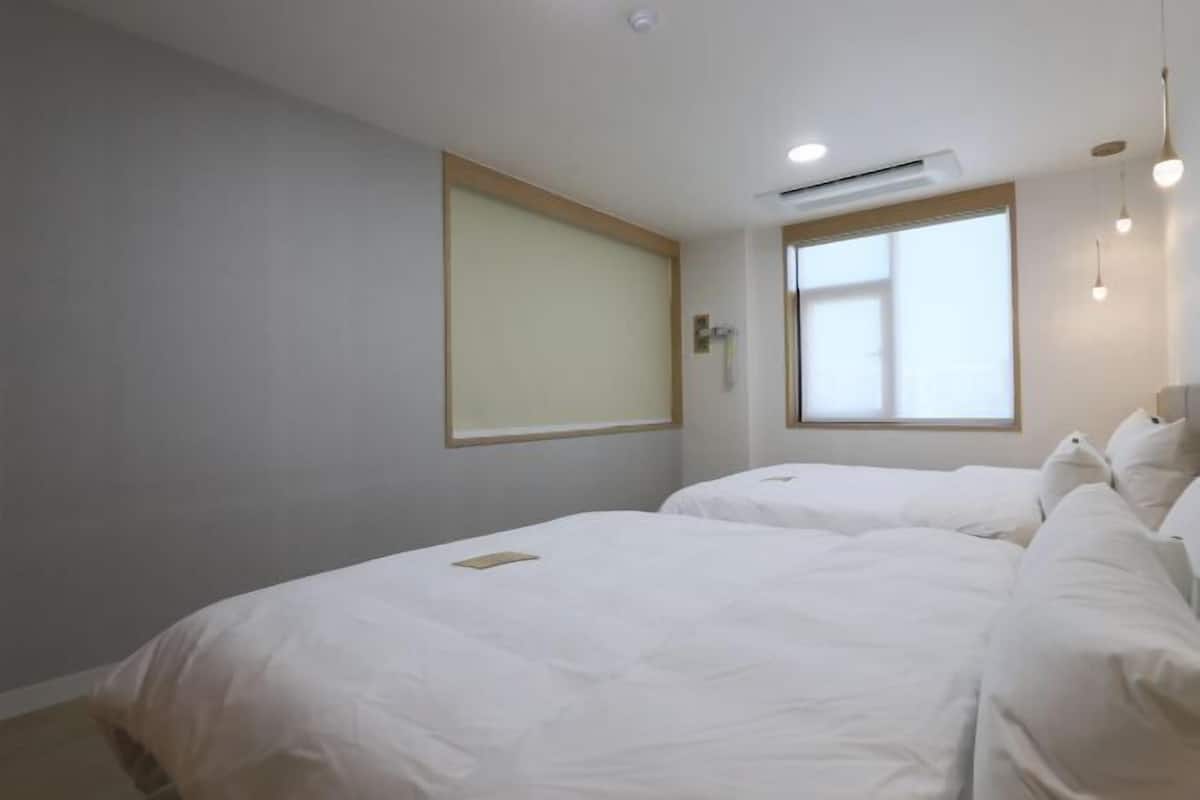 1 bedroom, soundproofing, free WiFi, bed sheets