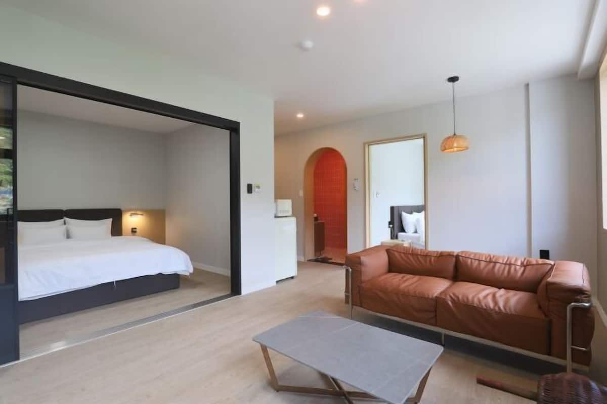 1 bedroom, soundproofing, free WiFi, bed sheets