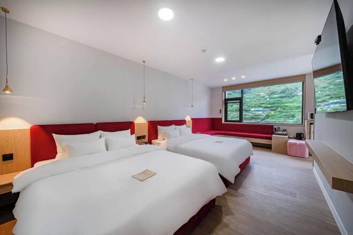 1 bedroom, soundproofing, free WiFi, bed sheets