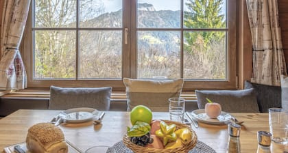 Freistehendes Chalet mit Panoramablick im Wald