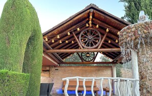Terrace/patio - Amazing home in Algarinejo (Algarinejo)