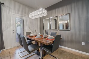 Dining - Luxury 5BDR House w/ pool - 8863 (Kissimmee)