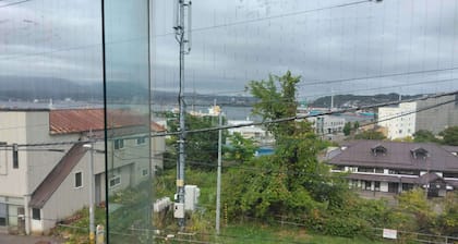 World Inn Muroran Nakamano-Ie! Noboribetsu, Toyako, Sapporo, and Airport Direct Bus Stop