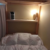 Dormitorio compartido, lanai, vistas a la colina | Ropa de cama de alta calidad y ropa de cama