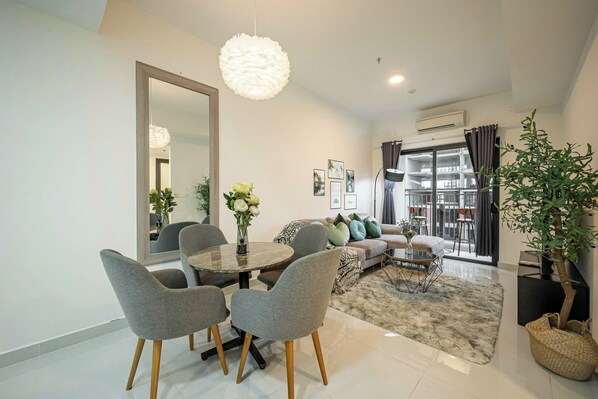 Deluxe Apartment, 2 Bedrooms, City View | View from room