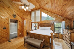 3 室のベッドルーム、アイロン / アイロン台、旅行用ベビーベッド、WiFi