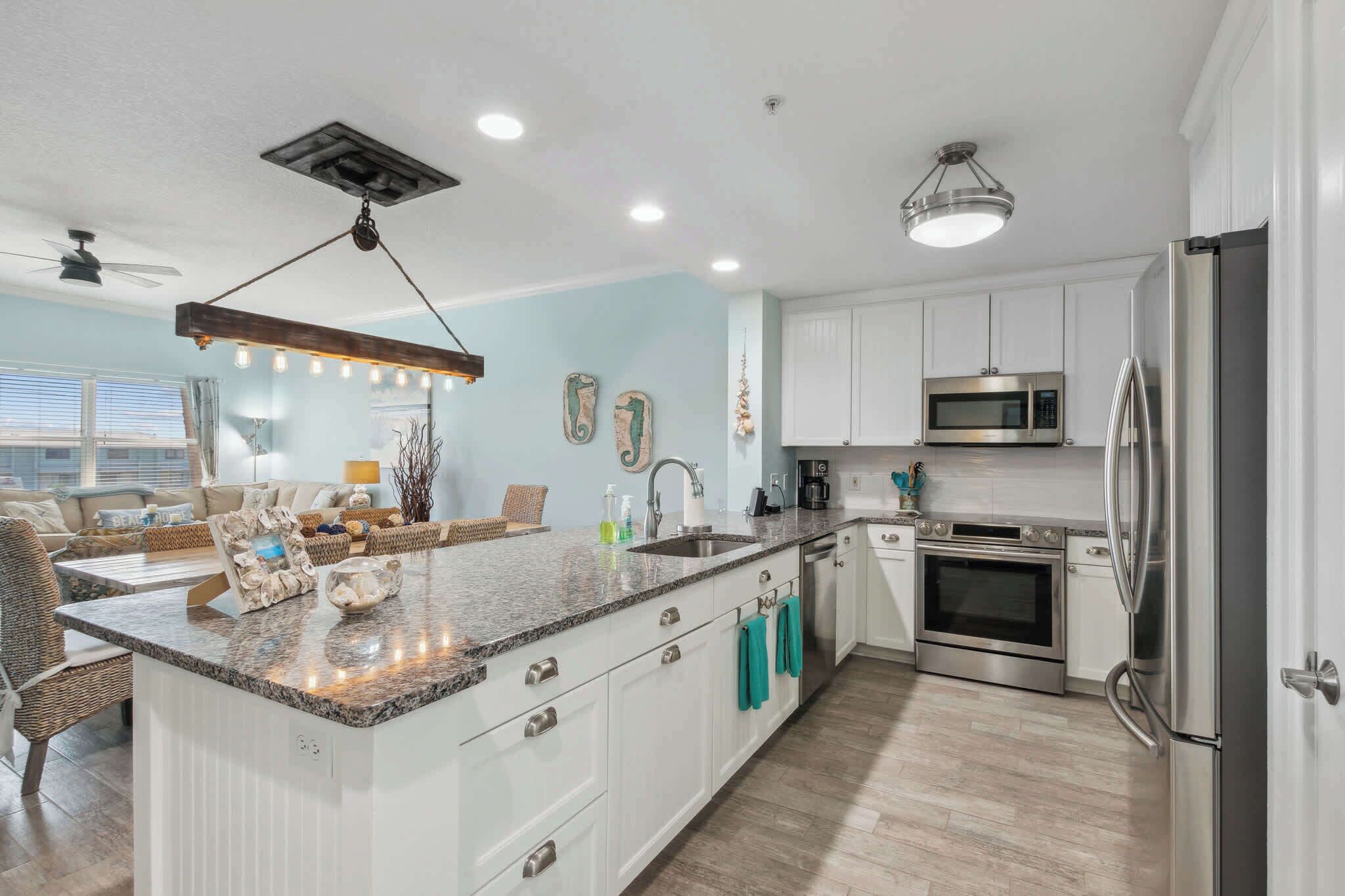 冰箱、微波炉、烤箱、炉灶