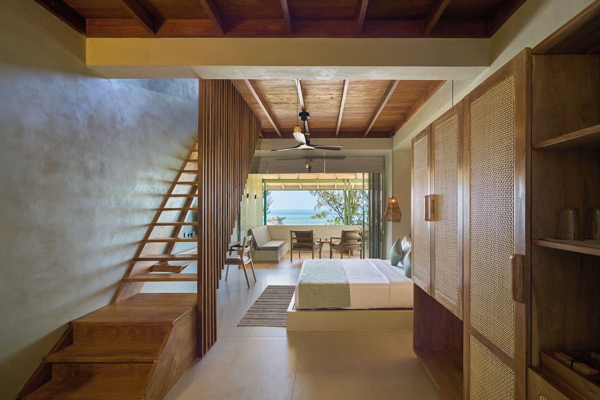 Luxury Suite, Ocean View | 1 bedroom, minibar, in-room safe, desk