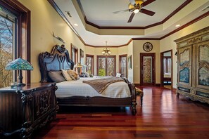 7 chambres, fer et planche à repasser, lit parapluie, Wi-Fi