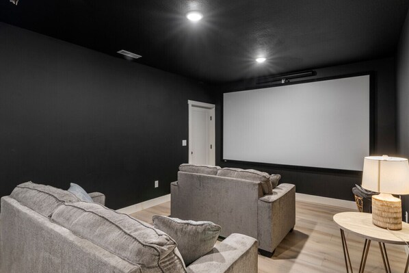 Interior - Blue Sage Modern Sleeps 27 with Pickleball and Theater (Fish Haven)