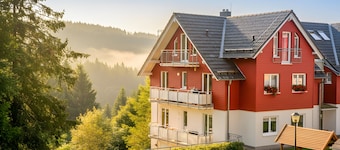 Appartement 'Ferienwohnung Tannenblick 3-4' avec vue sur les montagnes, balcon et Wi-Fi