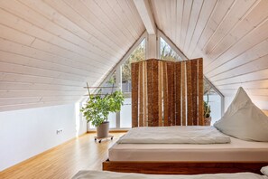 3 chambres, fer et planche à repasser, Wi-Fi gratuit, draps fournis