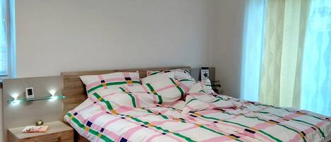 1 bedroom, iron/ironing board, free WiFi, bed sheets