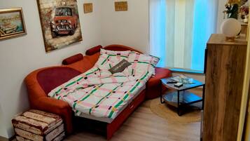 1 bedroom, iron/ironing board, free WiFi, bed sheets