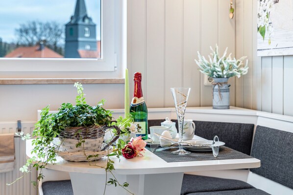 Dining - Apartment 'Appartementwohnung Central Bad' with Mountain View, Private Terrace and Wi-Fi (Bad Sachsa)