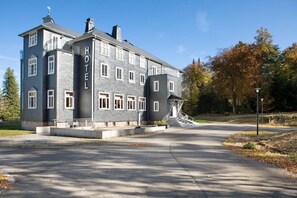 Exterior - Apartment '20' with Mountain View, Shared Terrace and Wi-Fi (Masserberg)