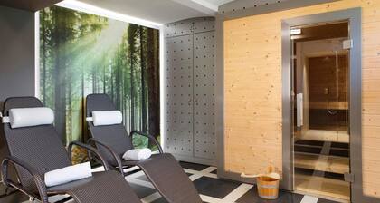 Ferienwohnung 'Suite 23' mit Bergblick, Gemeinschaftsterrasse und Wi-Fi