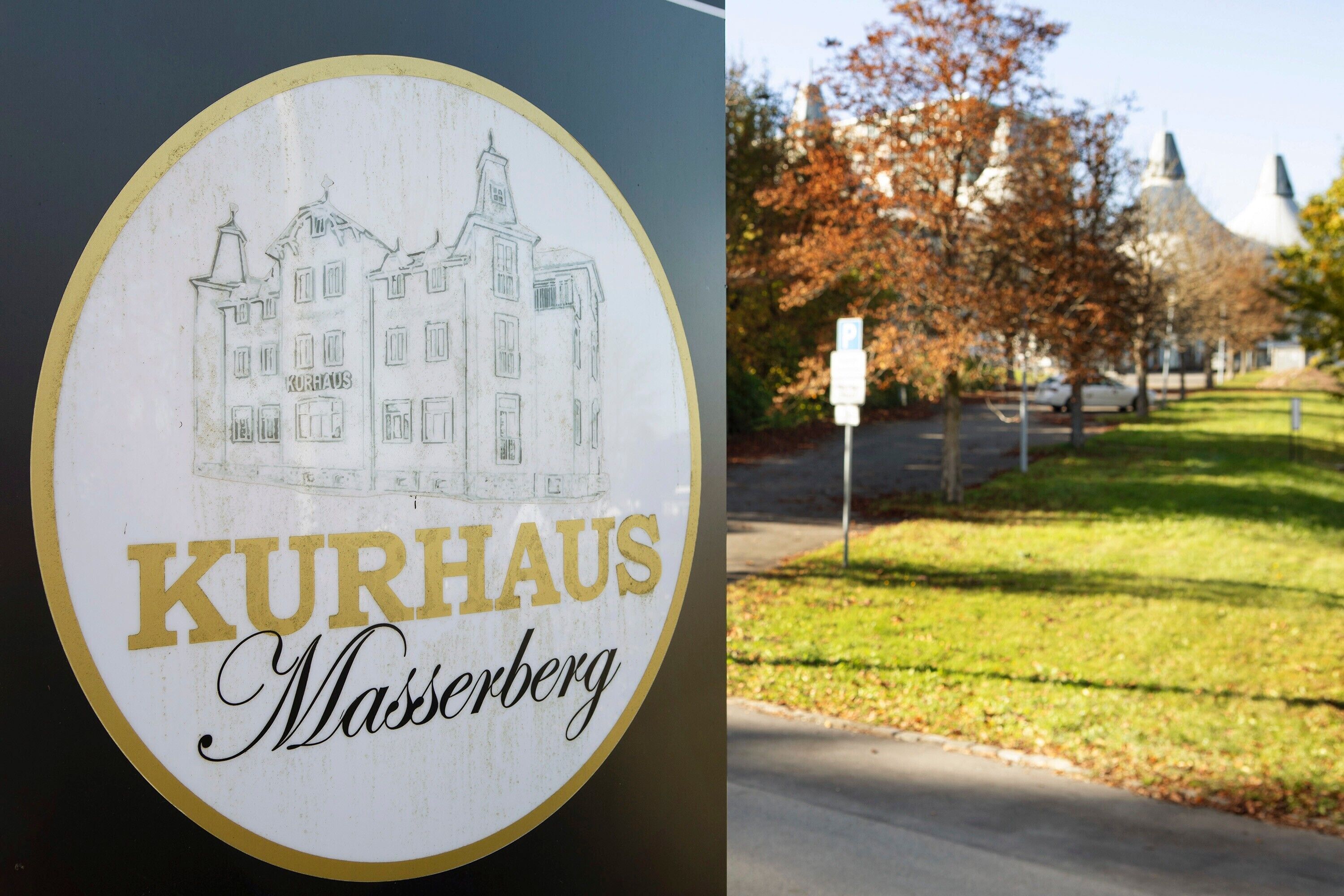 A sign with the text 'KURHAUS Moserberg' and a building illustration.