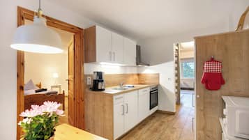 Kühlschrank, Ofen, Herdplatte, Geschirrspüler
