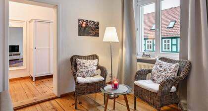 Ferienwohnung 'Im Herzen Templins Obergeschoss' mit gemeinsamer Terrasse, Garten und Wi-Fi