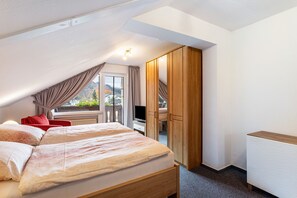 2 chambres, Wi-Fi gratuit, draps fournis