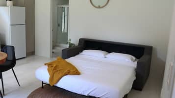 2 chambres, fer et planche à repasser, lit parapluie, Wi-Fi gratuit