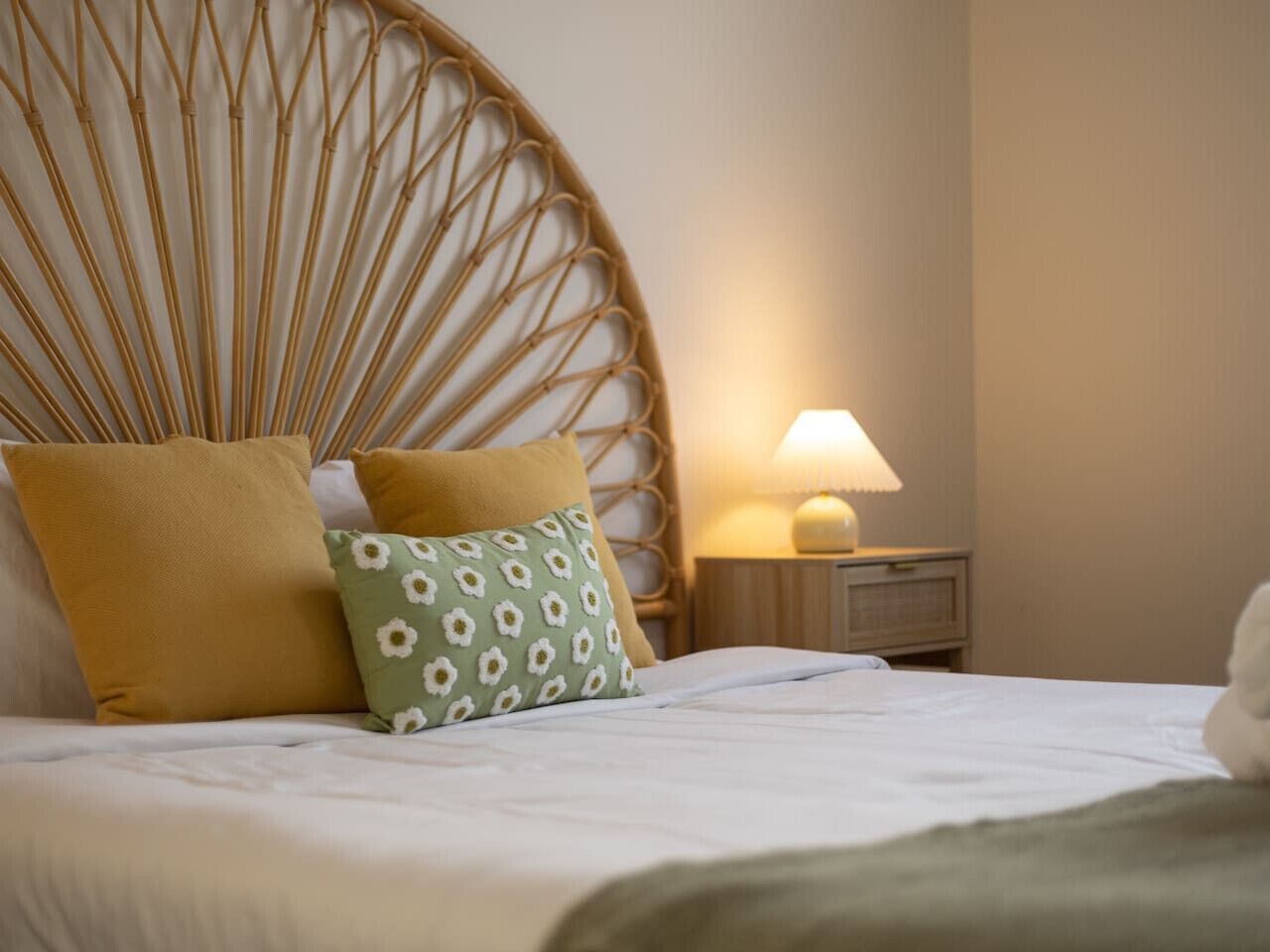 2 bedrooms, desk, iron/ironing board, travel cot