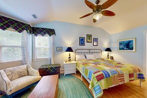 3 chambres, fer et planche à repasser, lit parapluie, Wi-Fi gratuit