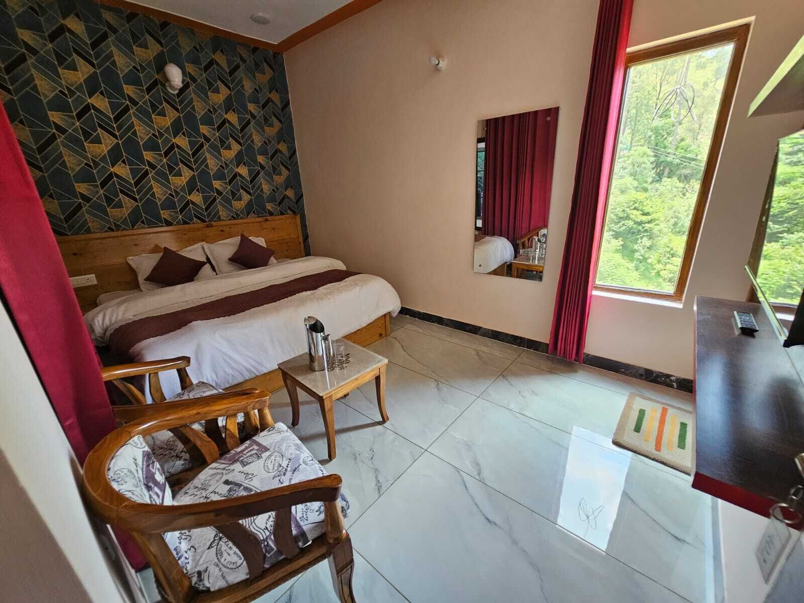 Habitación doble Deluxe | Escritorio y wifi gratis 