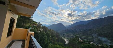 Phòng đôi Deluxe | Ban công