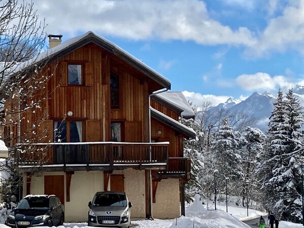 Exterior - 1km from the nearest slopes, Chalet for 12 people with shuttle at the foot of the slopes (La Salle-les-Alpes)
