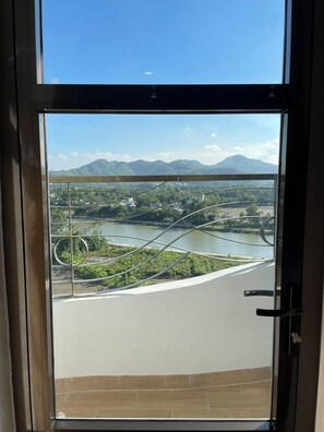 Standard Double Room, City View | In-room safe, iron/ironing board, free WiFi - Rex Hotel Binh Dinh - by BAY LUXURY (An Nhon)